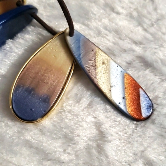 Beautiful Design, Colorful Hanging From a Leather Thread. Women's Necklace - Picture 4 of 12